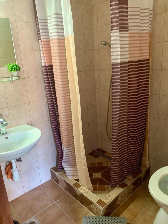Dorottya Vendégház Miskolc Extérieur photo